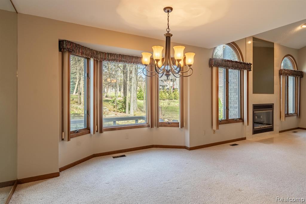 4435 OAK POINTE Drive, Brighton, MI 48116 — Photo 18