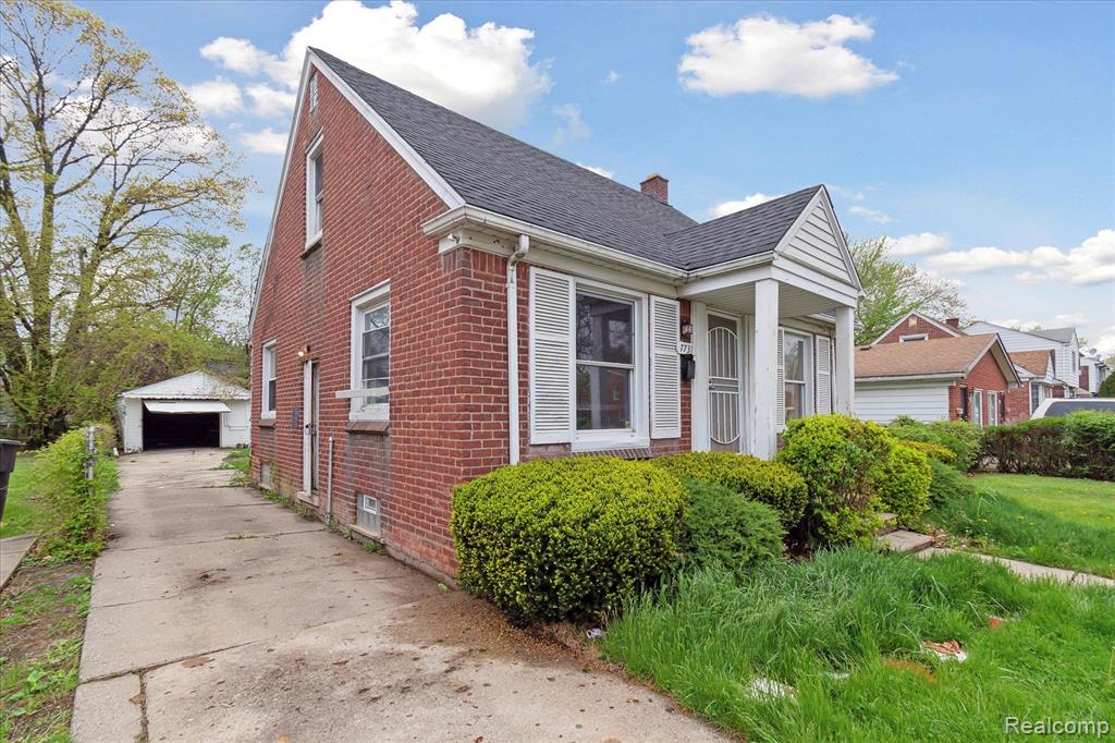 7731 EVERGREEN Avenue, Detroit, MI 48228 — Photo 2