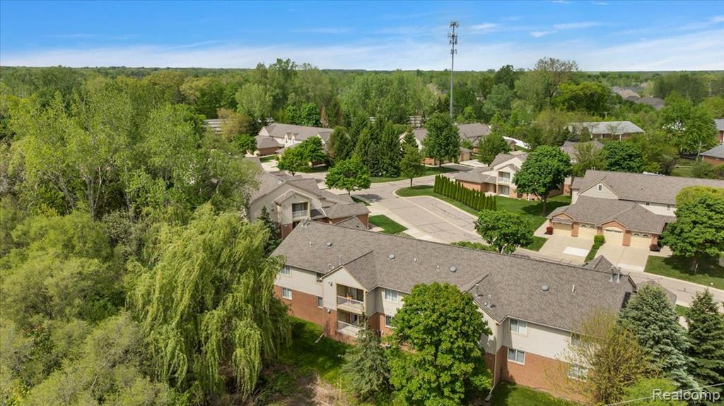 55093 Westchester Drive, 45, Shelby Twp, MI 48316 — Photo 34