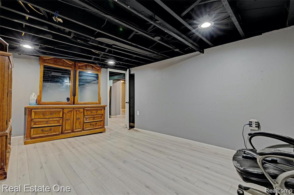 86 Marquette Street, Pontiac, MI 48342 — Photo 28