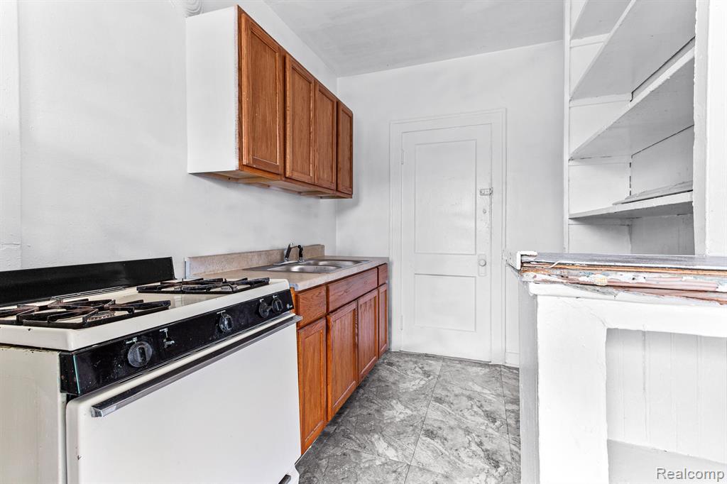 3550 Montclair Street, Detroit, MI 48214 — Photo 52