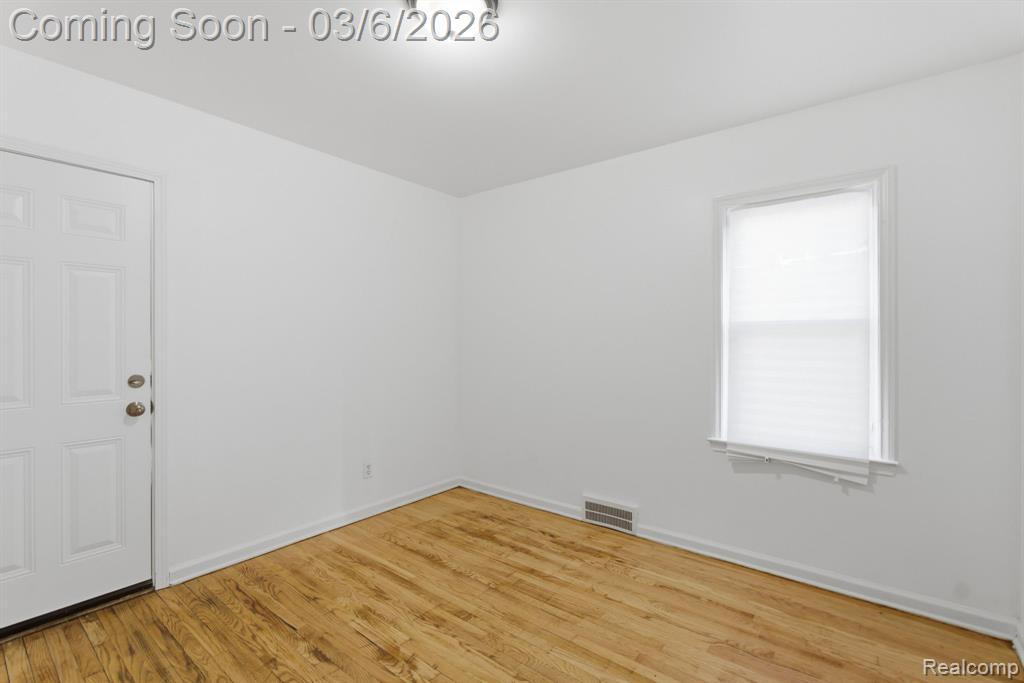 10947 Roxbury Street, Detroit, MI 48224 — Photo 17