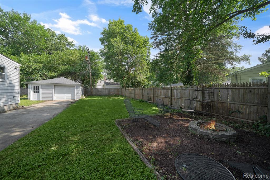 567 Roth Boulevard, Clawson, MI — Photo 19