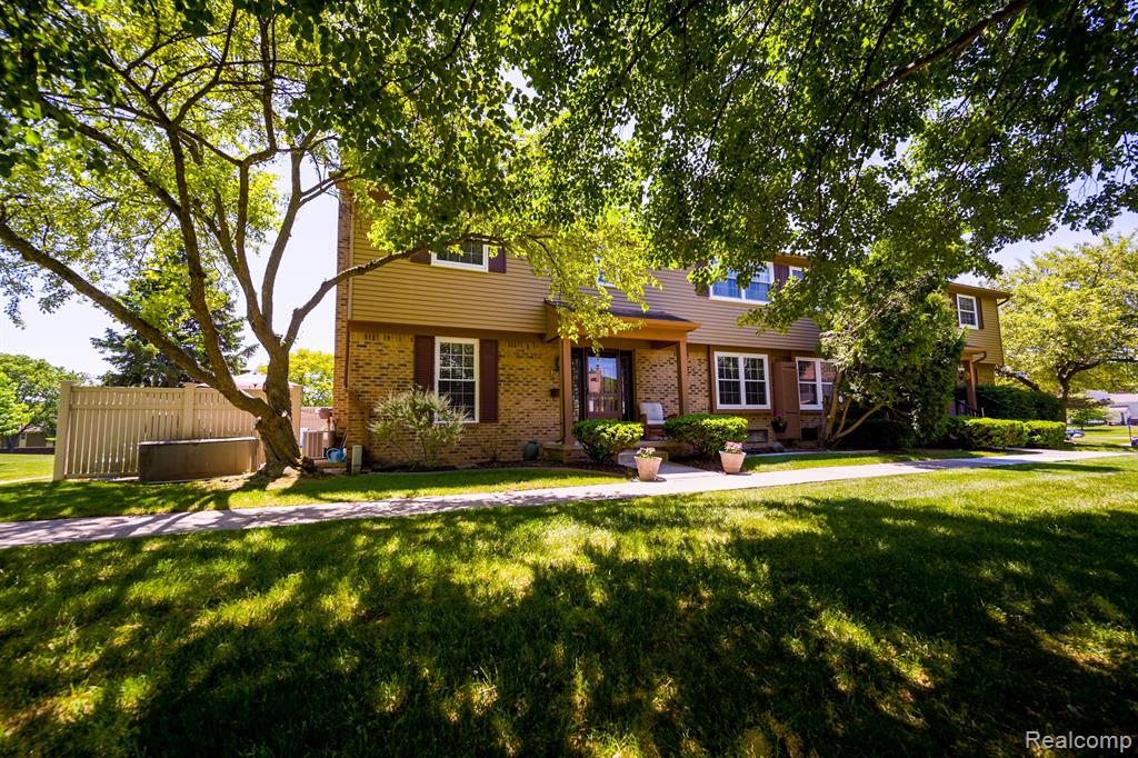 21218 W GLEN HAVEN Circle, Northville, MI 48167 — Photo 35