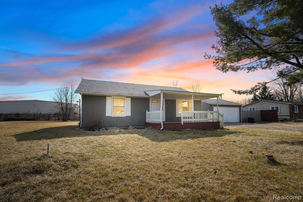 8750 WELDWOOD Drive, Monroe, MI 48162 — Photo 2