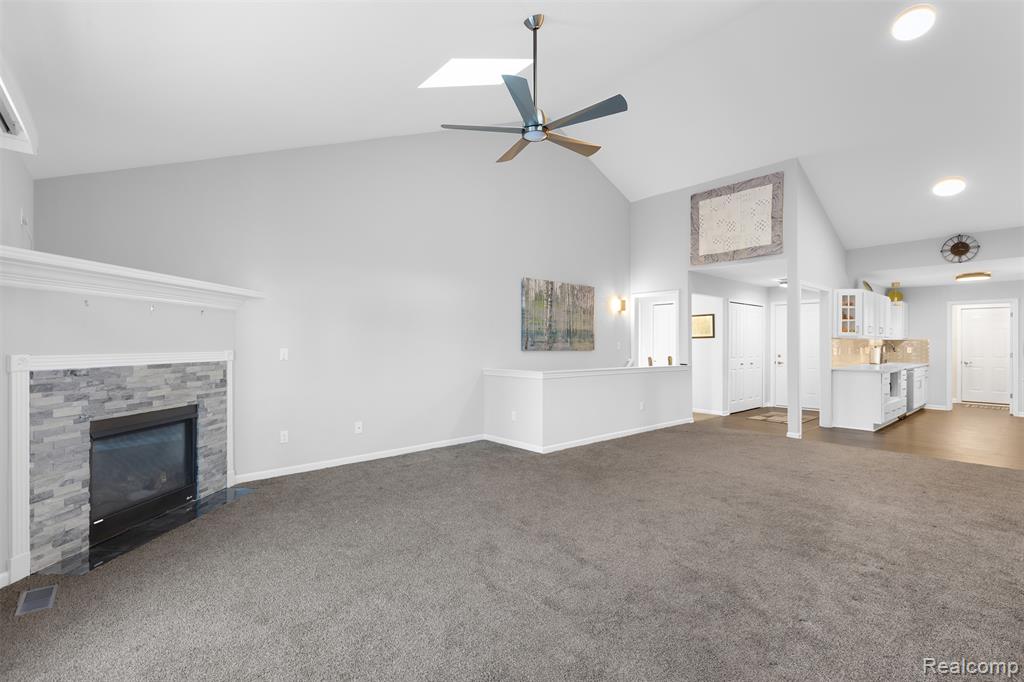13407 Shire Lane, 27, Southgate, MI 48195 — Photo 6