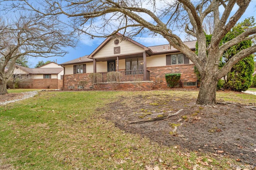 955 Woodlane Drive, 9, Rochester Hills, MI 48307 — front exterior