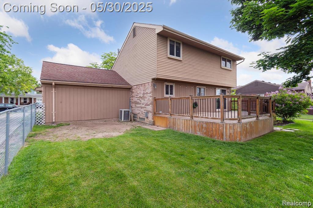 45127 Fair Oaks Drive, Canton, MI 48187 — Photo 40
