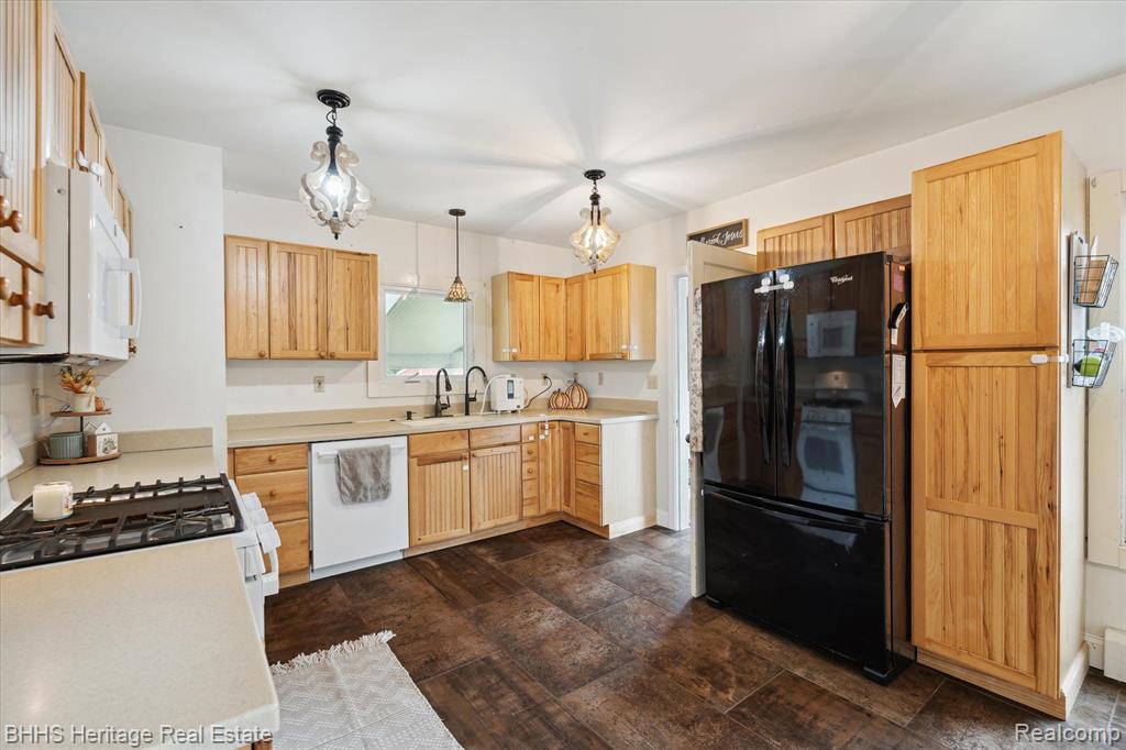 5160 PRESTON Road, Howell, MI 48855 — Photo 7