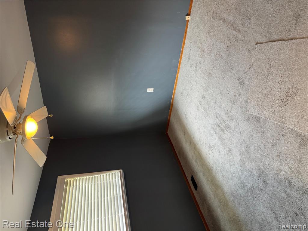 7035 Hudson Avenue, Warren, MI 48091 — Photo 7