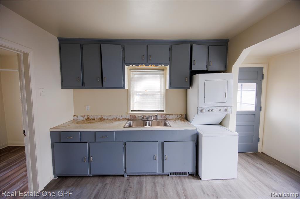 8242 Maxwell Avenue, Warren, MI 48089 — Photo 27