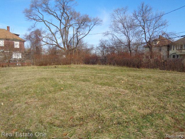 2926 SHERIDAN Street - Photo 4