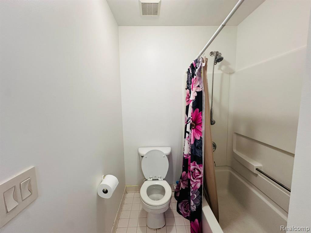 521 CHERRY GROVE Road, Canton, MI 48188 — Photo 14