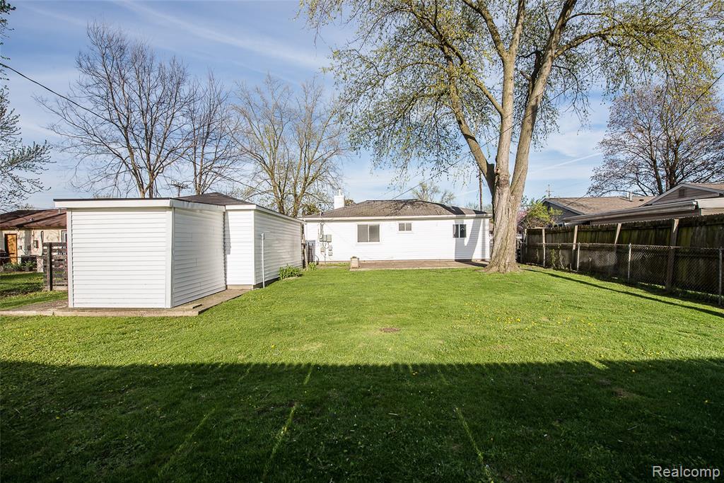 366 S Harris Road, Ypsilanti, MI 48198 — Photo 27