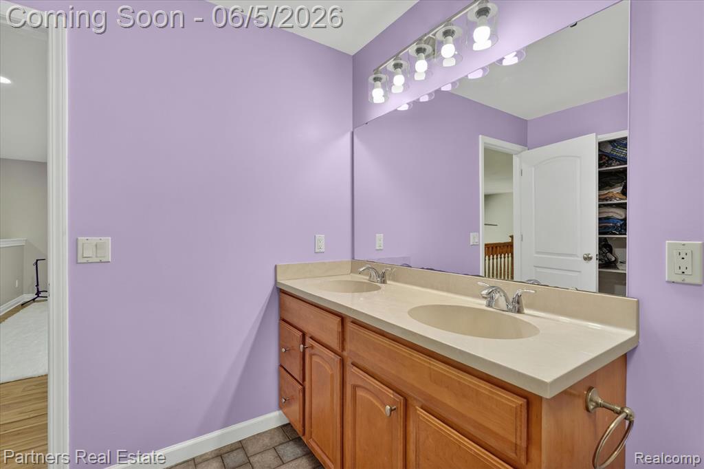 4053 Rolling Acres Drive, Hartland, MI 48353 — Photo 41