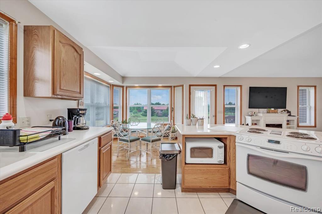 2551 Marathon Road, Lapeer, MI 48446 — Photo 15