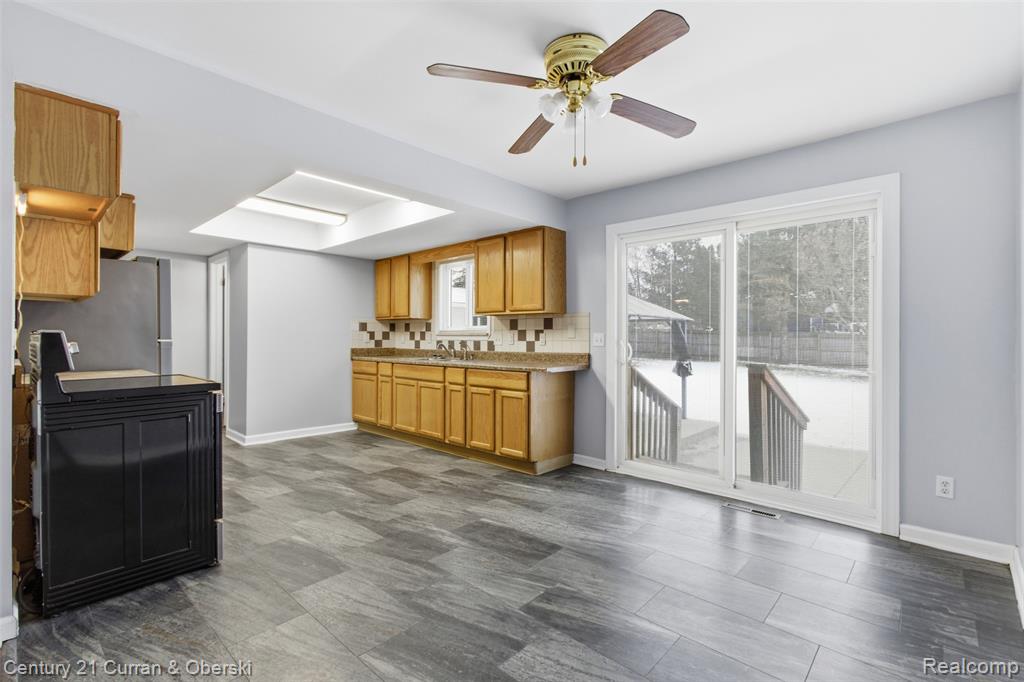7960 Beard Road, Byron, MI 48418 — Photo 5