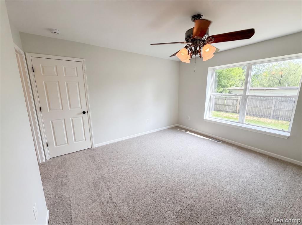 42724 N Walnut Street, Clinton Twp, MI 48036 — Photo 9