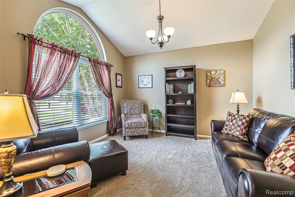 2116 Ore Creek Lane, Brighton, MI 48114 — Photo 5