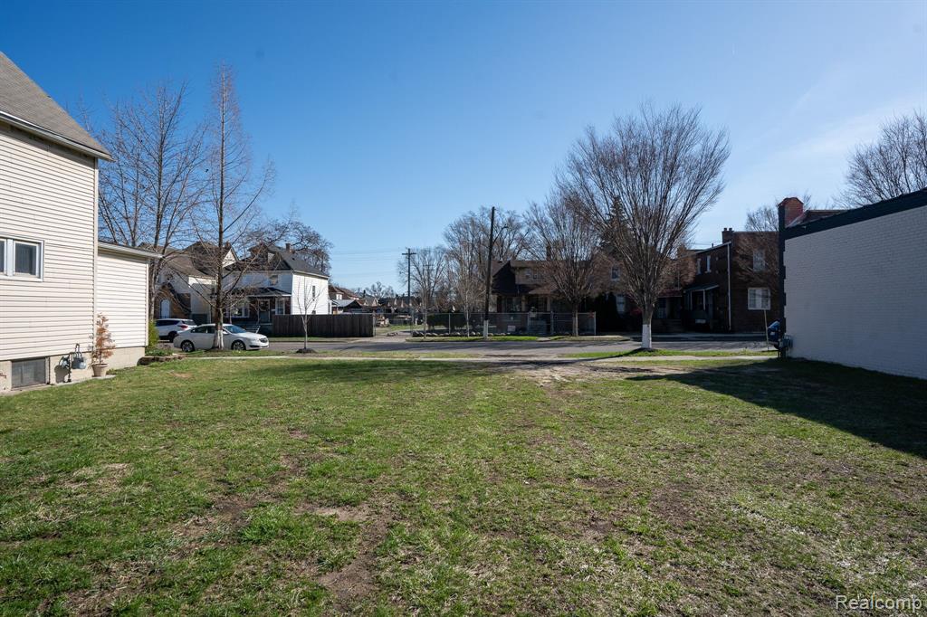 1317 LAWNDALE Street, Detroit, MI 48209 — Photo 3