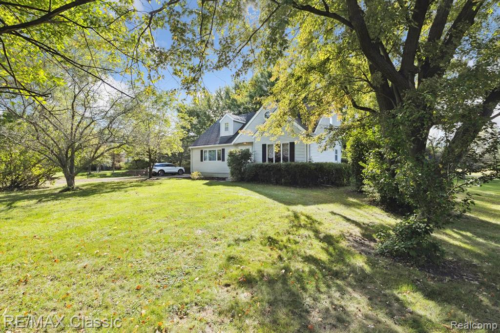 49035 Geddes Road, Canton, MI 48188 — Photo 5