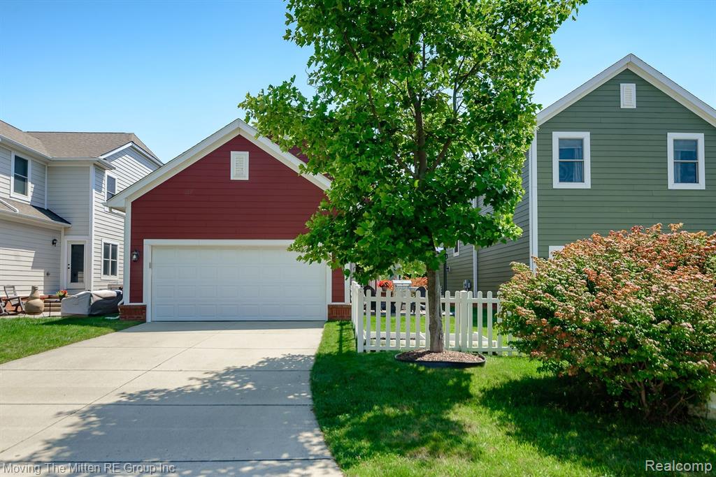 872 CONSTITUTION Street, Canton, MI 48188 — Photo 42