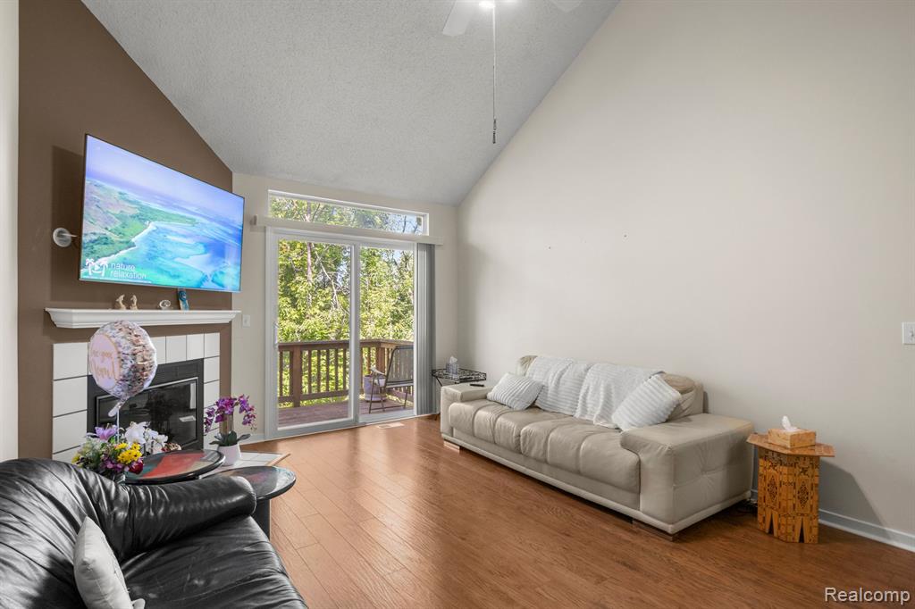 30997 CENTENNIAL Drive, Novi, MI 48377 — Photo 15