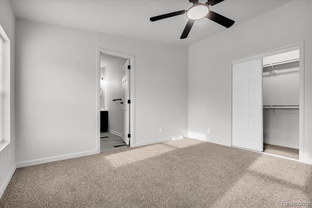 1160 S Van Vleet Road, Swartz Creek, MI 48473 — Photo 15