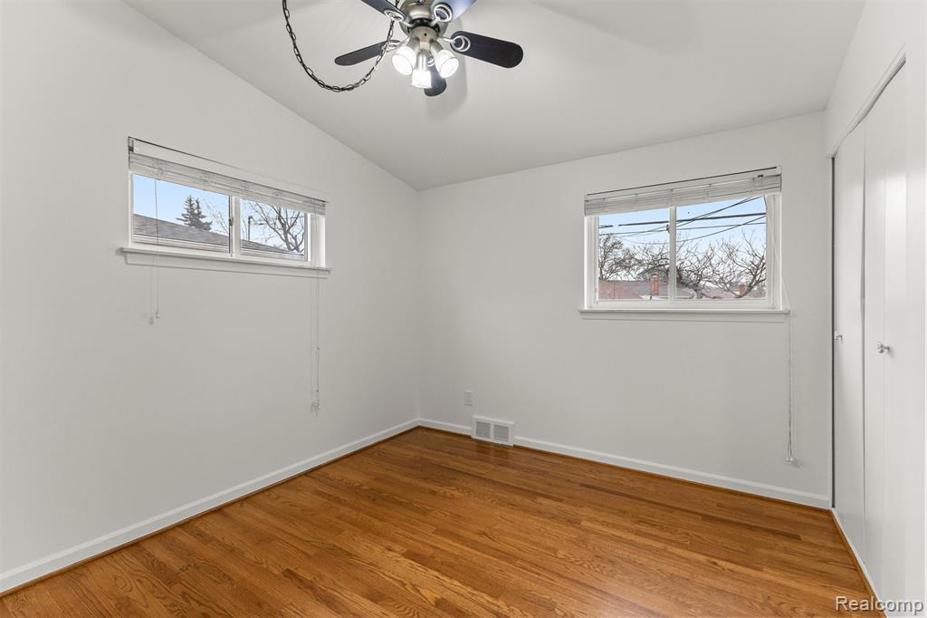 7423 Amboy Street, Dearborn Heights, MI 48127 — Photo 25