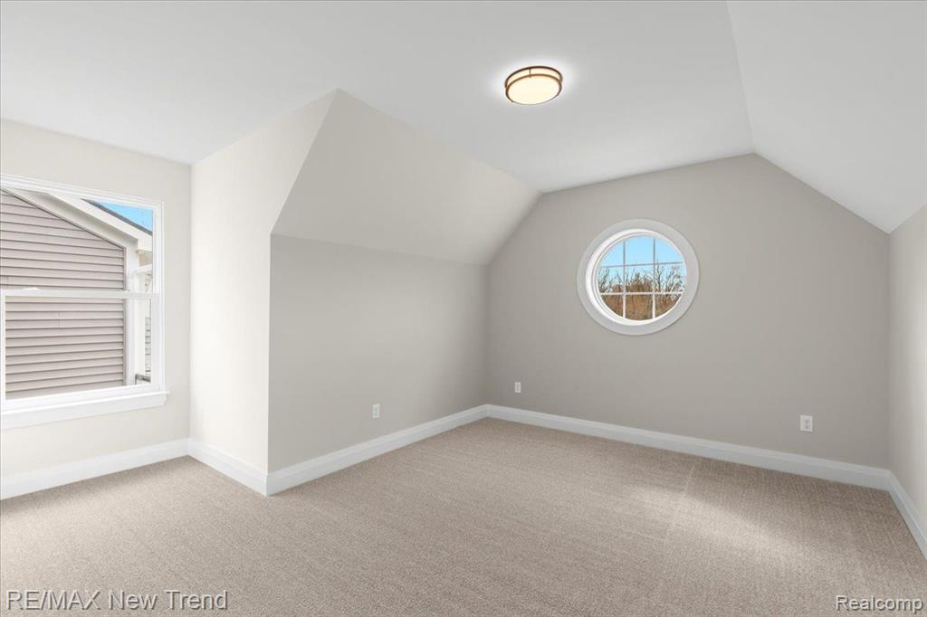 209 MOUNTAIN VIEW LANE, Milford, MI 48381 — Photo 32