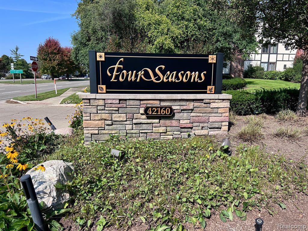 42160 WOODWARD Avenue, 19, Bloomfield Hills, MI 48304 — Photo 32