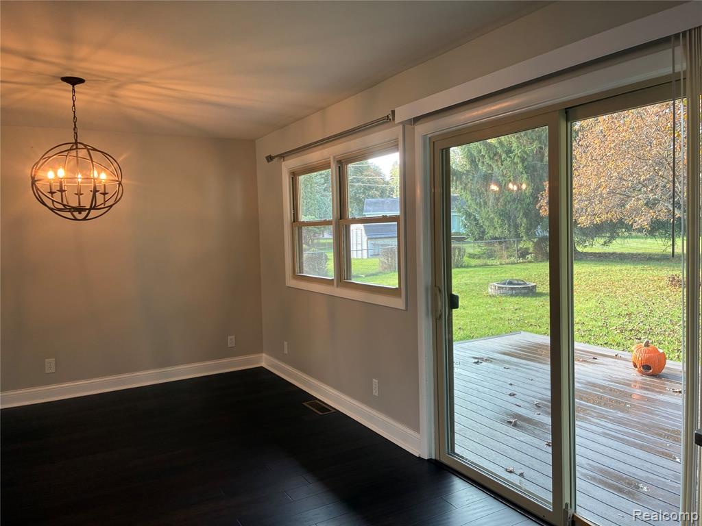 116 Surrey Road, Saint Louis, MI 48880 — Photo 17
