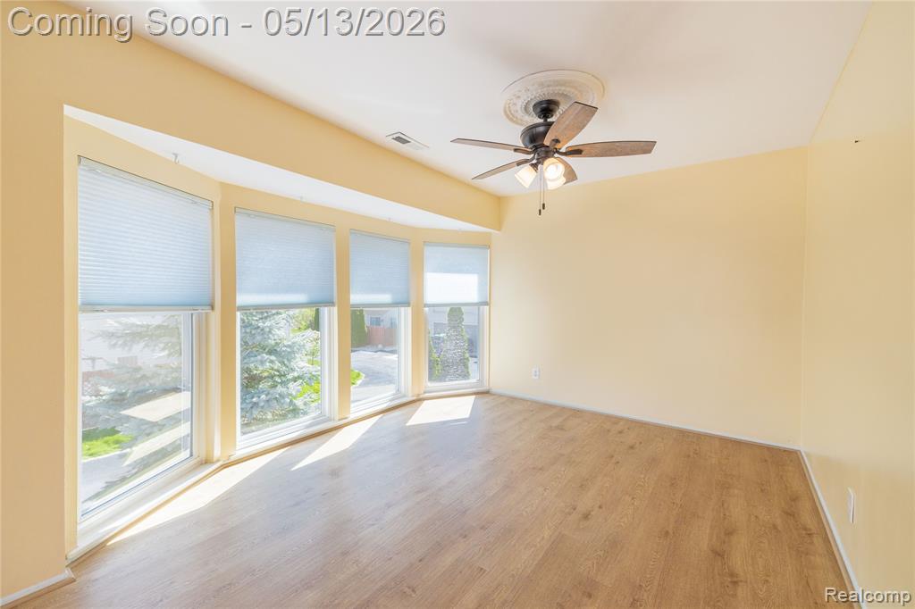 8127 Colony Drive, 23, Grosse Ile, MI 48138 — Photo 10