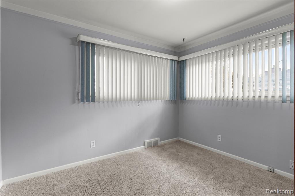 7241 Lucerne Street, Dearborn Heights, MI 48127 — Photo 11
