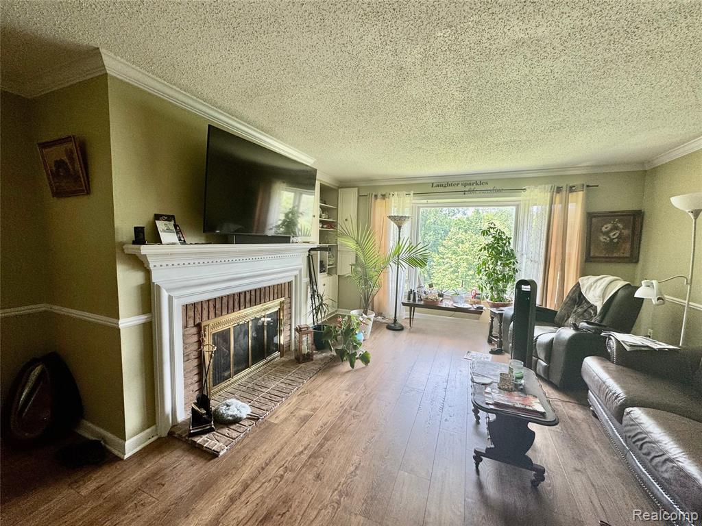 12189 DENTONVIEW Drive, Fenton, MI 48430 — Photo 3