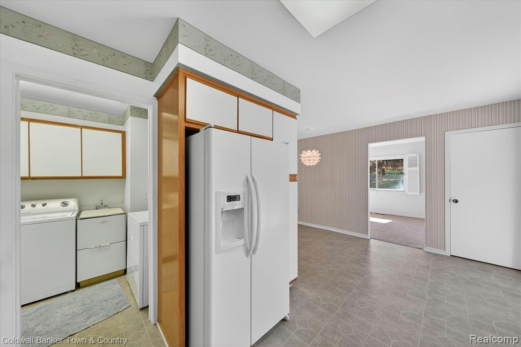 6172 Westbrooke Drive, West Bloomfield, MI — Photo 32