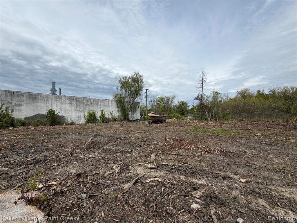 22477 15 Mile Road, Clinton Twp, MI 48035 — Photo 14