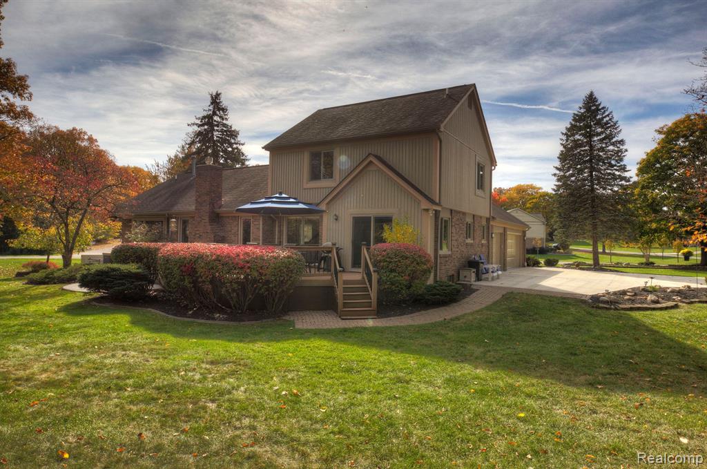 46821 ELMSMERE Drive, Northville, MI 48167 — Photo 59