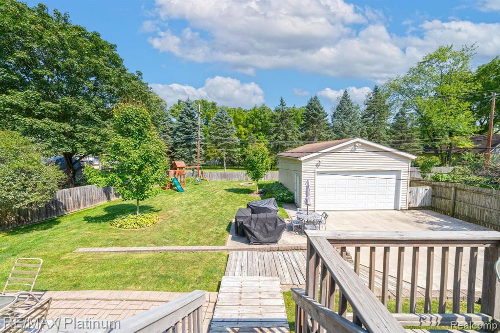 303 BRISTOL Street S, Almont, MI 48003 — Photo 11