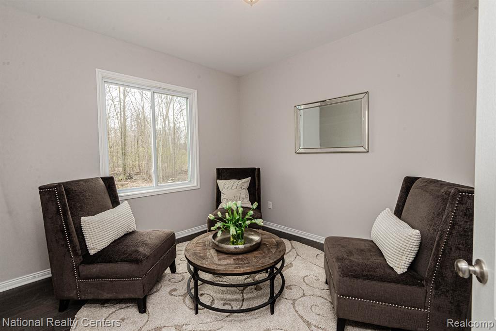 53170 Woodland, Chesterfield, MI 48047 — Photo 8