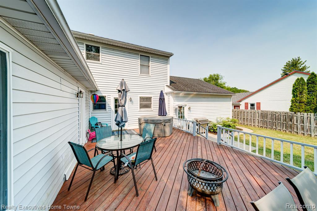 4238 FAIRWAY Drive, Fort Gratiot, MI 48059 — Photo 42