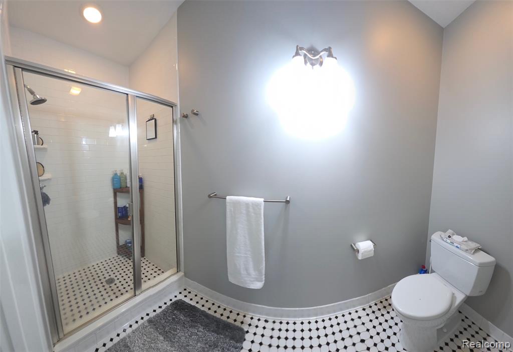 614 TROY, Royal Oak, MI 48067 — Photo 25