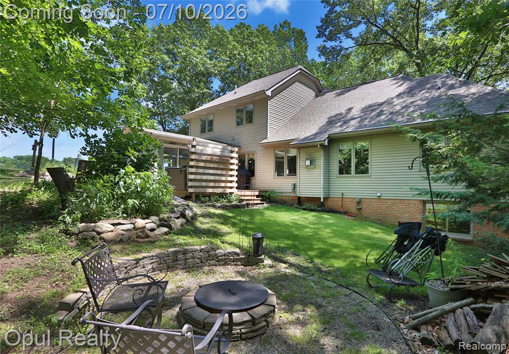7725 Partridge Hill Drive, Brighton, MI 48116 — Photo 6