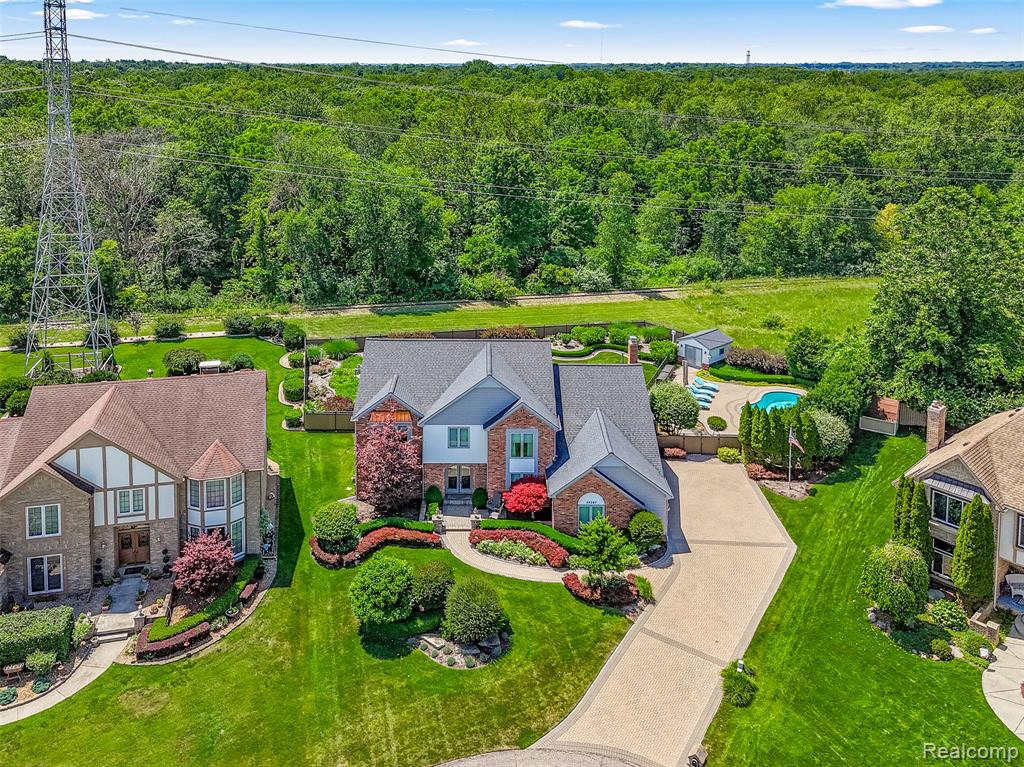 48367 Lake Valley Drive, Shelby Twp, MI 48317 — Photo 59