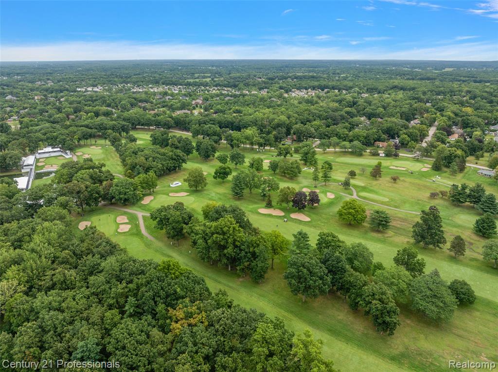 9310 Fairway Trail, Grand Blanc, MI 48439 — Photo 17