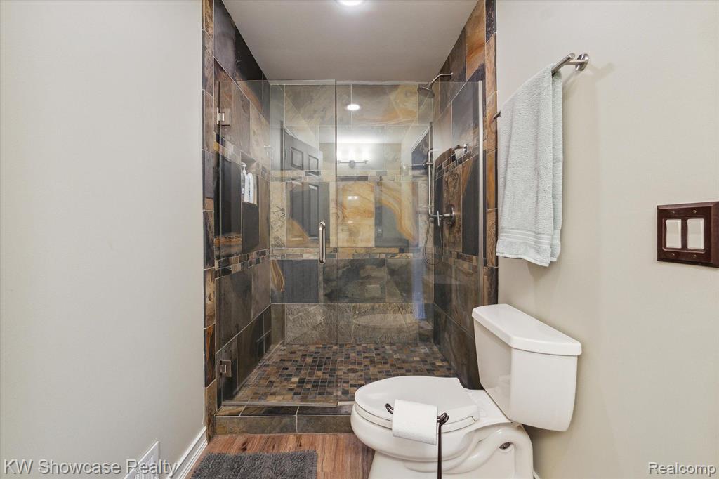 4020 Watuga Street, Commerce Twp, MI 48390 — Photo 24