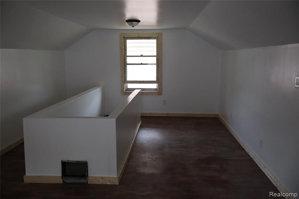 10934 Marne Street, Detroit, MI 48224 — Photo 11