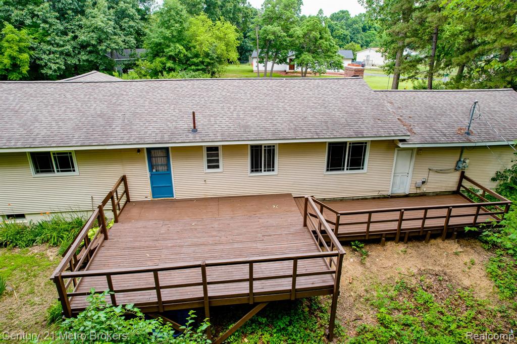 5262 Conifer Drive, Columbiaville, MI 48421 — Photo 4