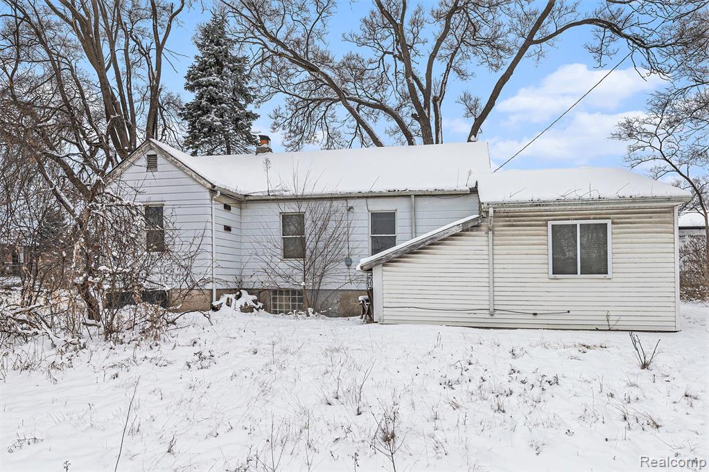 8050 Ortonville Road, Clarkston, MI 48348 — Photo 21
