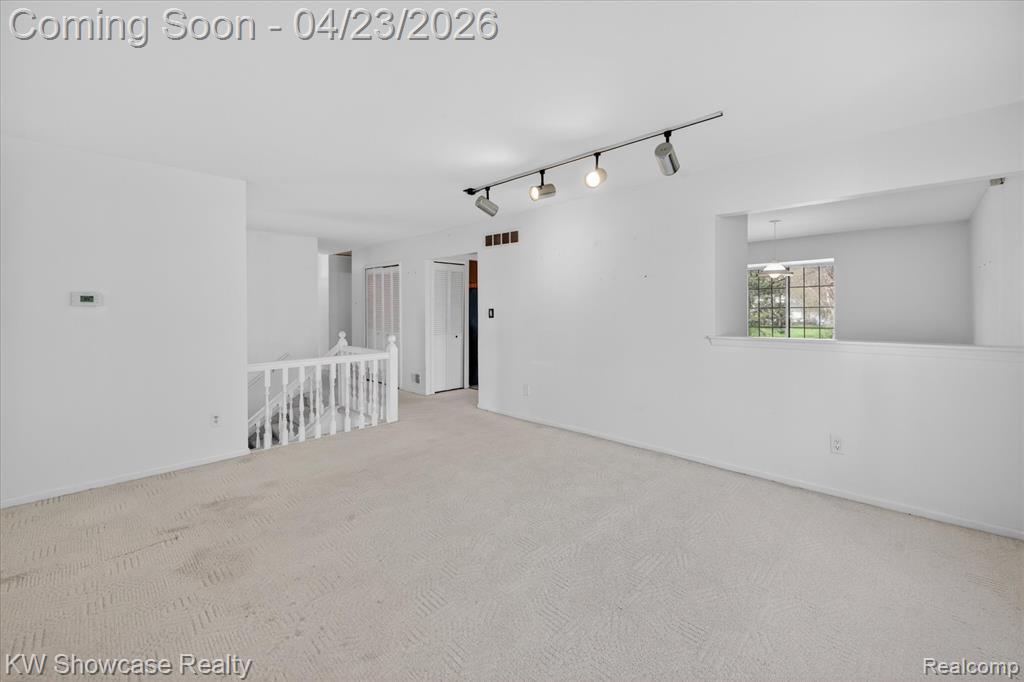 1584 Chanticlair Circle, Wixom, MI 48393 — Photo 7